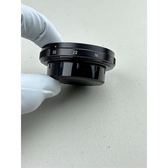 Asahi Fish Eye Pancake Takumar 1:11/18 Pentax Camera Lens w/ Case 813334 Japan E - Picture 2 of 12